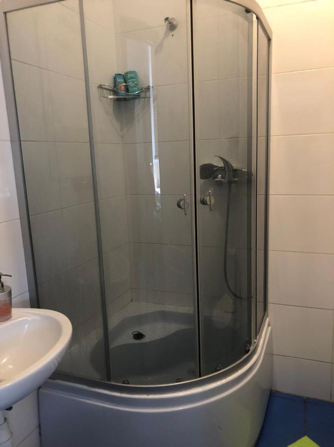 Pid Vysokym Zamkom Lvov Exteriér fotografie